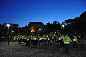 La partenza del "serpentone umano"